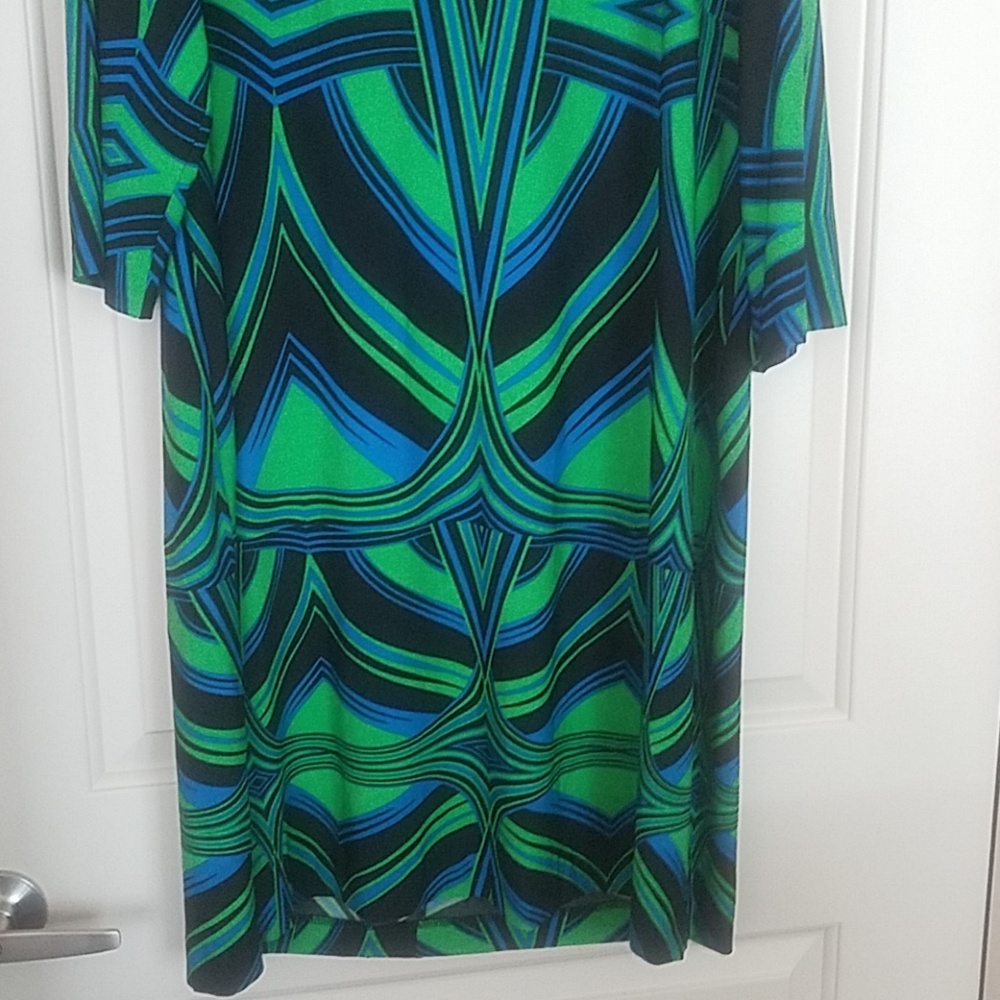 Dress - Picture 2 of 7